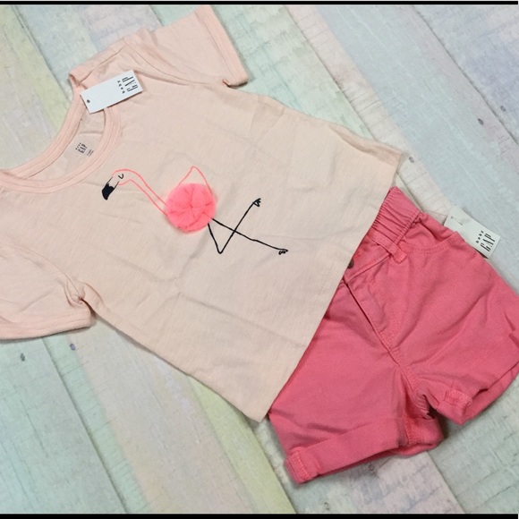Gap Girls 12 18 Months Flamingo Shorts Outfit - Picture 2 of 8